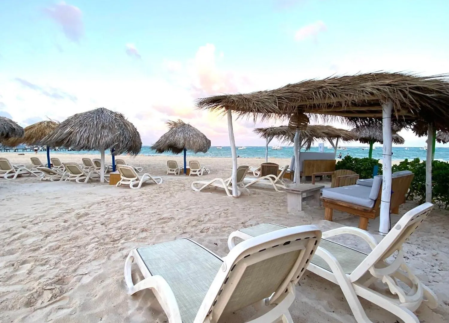 Radiant Realm Residence Free Parking Bbq Central Los Corales Punta Cana Apartman