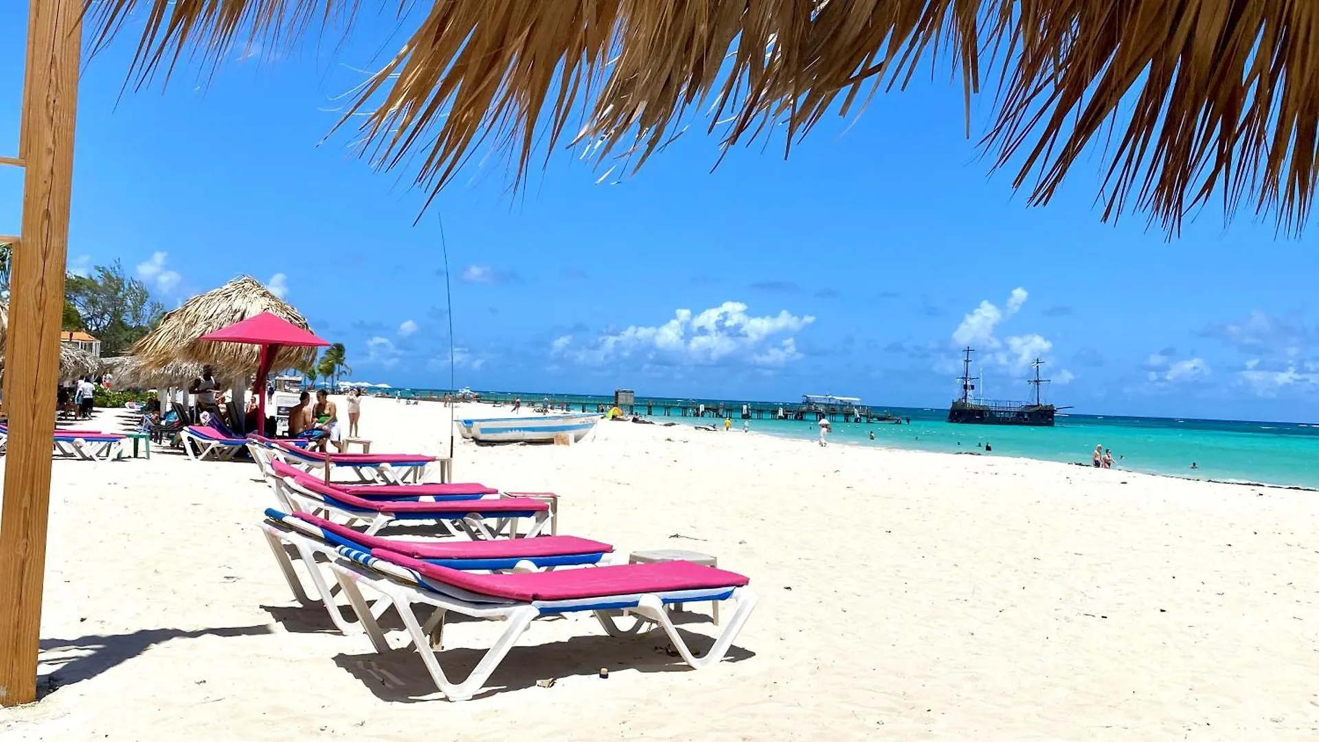 Radiant Realm Residence Free Parking Bbq Central Los Corales Punta Cana 0*,